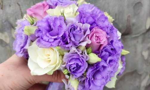 Bouquet rond de mariée à Sallanches 